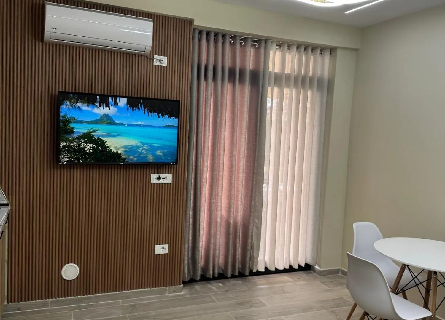 Fab'S Apartments Durres 0*,  Albania